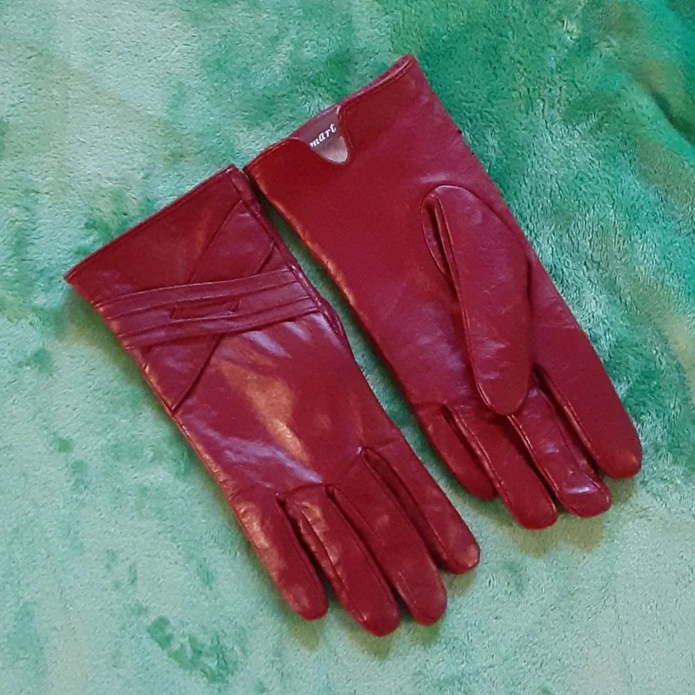 Burgundy Leather Gloves